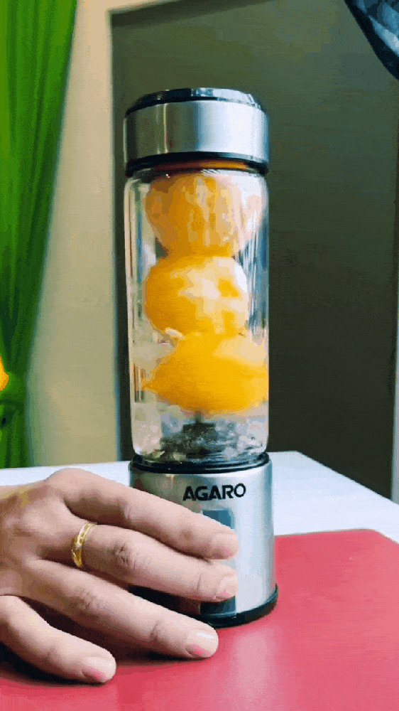 Portable USB Rechargeable Mini Juicer Blender,Electric Juicer Bottle For Smoothies and Juices, Mixer Juicer that Crushes Ice